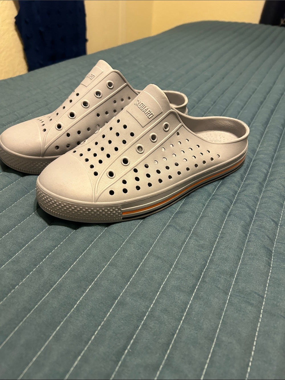 Slip-On Mule in Light Gray with Orange Stripe size 9